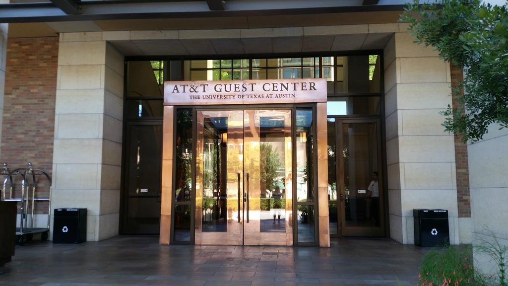 At&T Hotel & Conference Center Austin Exterior foto